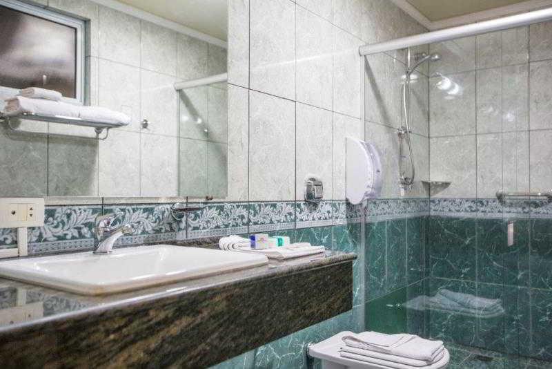 Astron Suites Sao Jose Dos Pinhais By Nobile Экстерьер фото